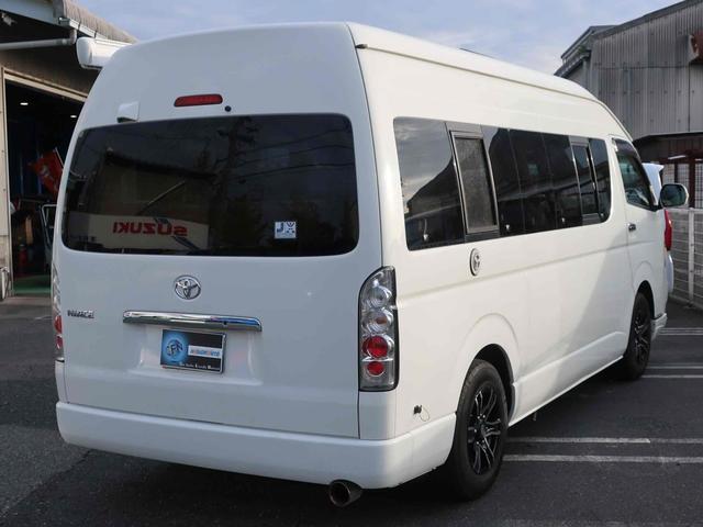 ハイエースバン SロングDX ワイド スーパーロング ハイルーフ キャンピングカー ETC バックカメラ ナビ ソーラー FFヒーター ツインサブバッテリー 外部100V 冷蔵庫 走行充電 電子レンジ(7枚目)