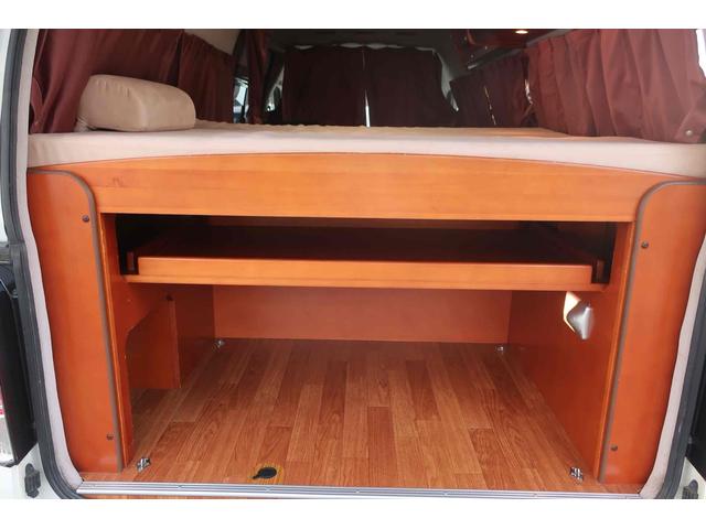 ハイエースバン SロングDX ワイド スーパーロング ハイルーフ キャンピングカー ETC バックカメラ ナビ ソーラー FFヒーター ツインサブバッテリー 外部100V 冷蔵庫 走行充電 電子レンジ(10枚目)