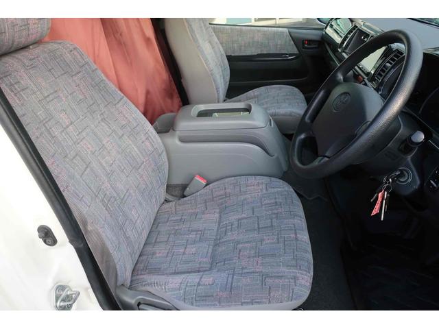 ハイエースバン SロングDX ワイド スーパーロング ハイルーフ キャンピングカー ETC バックカメラ ナビ ソーラー FFヒーター ツインサブバッテリー 外部100V 冷蔵庫 走行充電 電子レンジ(16枚目)