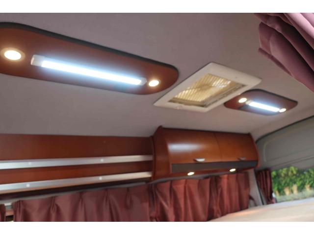 ハイエースバン SロングDX ワイド スーパーロング ハイルーフ キャンピングカー ETC バックカメラ ナビ ソーラー FFヒーター ツインサブバッテリー 外部100V 冷蔵庫 走行充電 電子レンジ(48枚目)