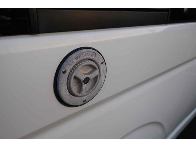 ハイエースバン SロングDX ワイド スーパーロング ハイルーフ キャンピングカー ETC バックカメラ ナビ ソーラー FFヒーター ツインサブバッテリー 外部100V 冷蔵庫 走行充電 電子レンジ(53枚目)