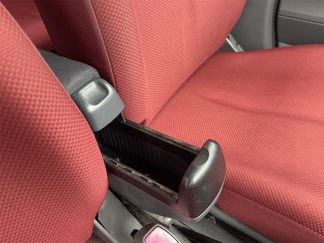 Ｒ２ タイプＳ　スーパーチャジャー　ＥＴＣ　ナビ　キーレスエントリー　電動格納ミラー　ＣＶＴ　ＡＢＳ　ＣＤ　アルミホイール　衝突安全ボディ　エアコン　パワーステアリング　パワーウィンドウ（21枚目）