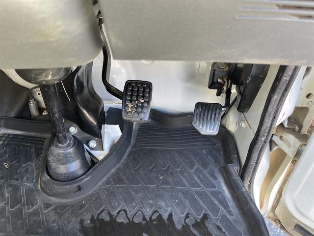 サンバートラック ハイルーフ　４ＷＤ　軽トラック　ＡＴ　ＡＢＳ　エアコン　パワーステアリング　パワーウィンドウ　運転席エアバッグ　助手席エアバッグ　ＣＤ　ＵＳＢ（30枚目）