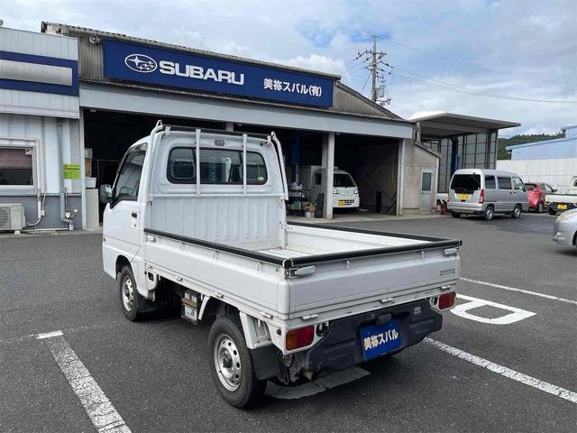サンバートラック ＴＢ　４ＷＤ　５ＭＴ　エアコン　パワステ　運転席エアバッグ（5枚目）