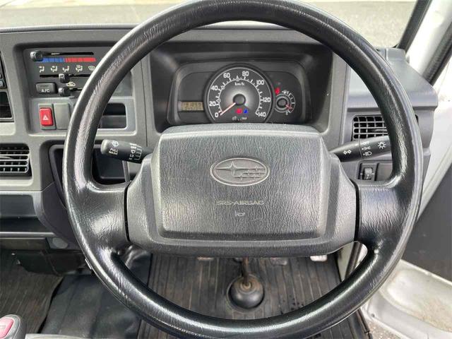 サンバートラック ＴＢ　４ＷＤ　５ＭＴ　エアコン　パワステ　運転席エアバッグ（9枚目）