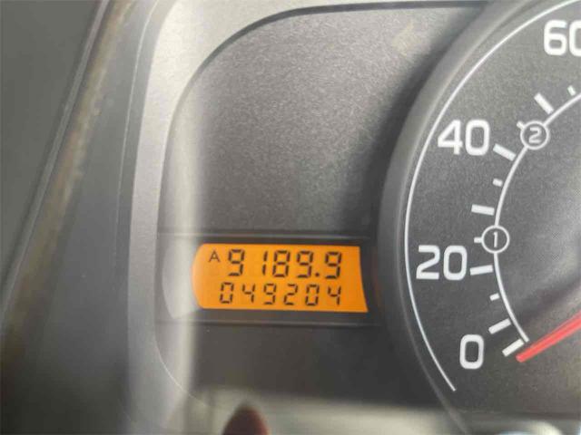 サンバートラック ＴＢ　４ＷＤ　５ＭＴ　エアコン　パワステ　運転席エアバッグ（11枚目）