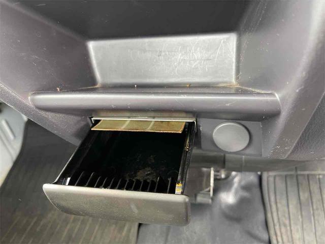 サンバートラック ＴＢ　４ＷＤ　５ＭＴ　エアコン　パワステ　運転席エアバッグ（22枚目）
