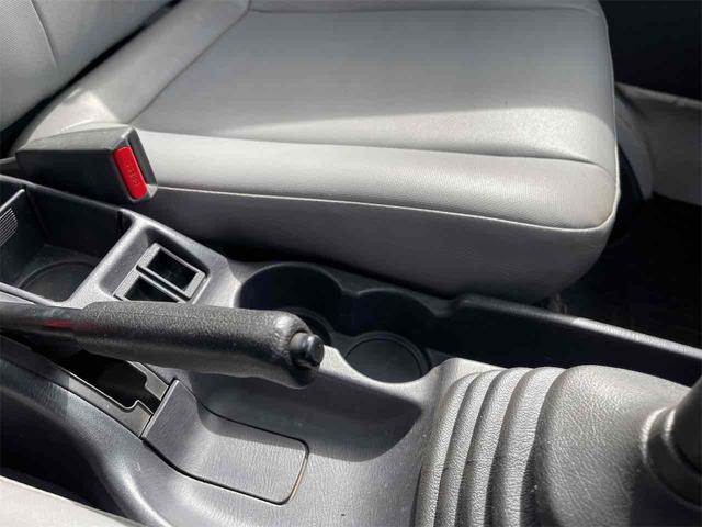 サンバートラック ＴＢ　４ＷＤ　５ＭＴ　エアコン　パワステ　運転席エアバッグ（24枚目）