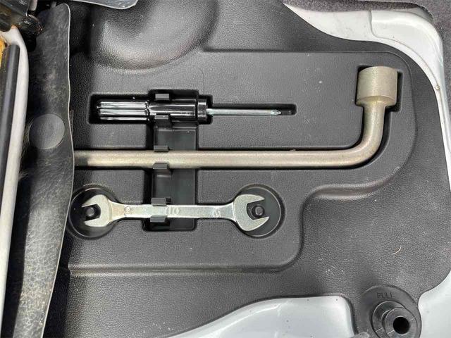 サンバートラック ＴＢ　４ＷＤ　５ＭＴ　エアコン　パワステ　運転席エアバッグ（45枚目）