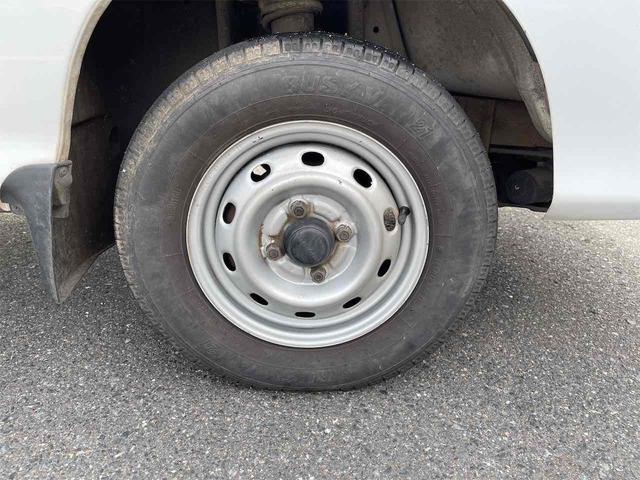 サンバートラック ＴＢ　４ＷＤ　５ＭＴ　エアコン　パワステ　運転席エアバッグ（56枚目）