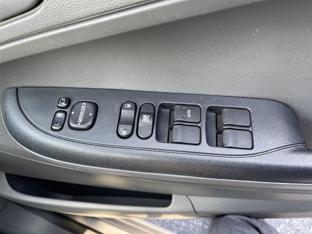 Ｒ２ Ｓ　スーパーチャージャー　ＥＴＣ　キーレスエントリー　電動格納ミラー　ＣＶＴ　ＡＢＳ　ＣＤ　アルミホイール　衝突安全ボディ　エアコン　パワーステアリング　パワーウィンドウ（10枚目）