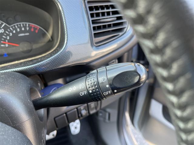 Ｒ２ Ｓ　スーパーチャージャー　ＥＴＣ　キーレスエントリー　電動格納ミラー　ＣＶＴ　ＡＢＳ　ＣＤ　アルミホイール　衝突安全ボディ　エアコン　パワーステアリング　パワーウィンドウ（24枚目）