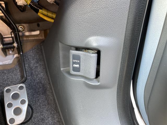 Ｒ２ Ｓ　スーパーチャージャー　ＥＴＣ　キーレスエントリー　電動格納ミラー　ＣＶＴ　ＡＢＳ　ＣＤ　アルミホイール　衝突安全ボディ　エアコン　パワーステアリング　パワーウィンドウ（31枚目）