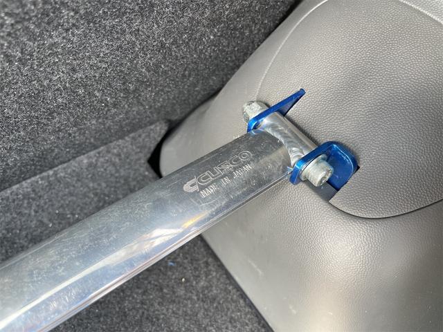 Ｒ２ Ｓ　スーパーチャージャー　ＥＴＣ　キーレスエントリー　電動格納ミラー　ＣＶＴ　ＡＢＳ　ＣＤ　アルミホイール　衝突安全ボディ　エアコン　パワーステアリング　パワーウィンドウ（46枚目）