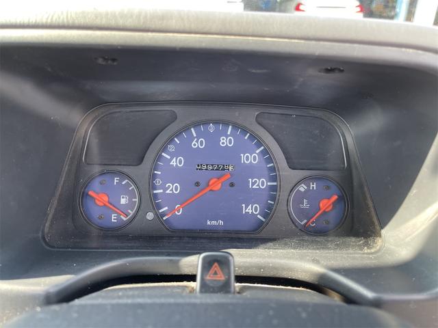 サンバートラック ＴＢ　軽トラック　５ＭＴ　２ＷＤ　ＥＴＣ　エアコン　運転席エアバッグ（10枚目）