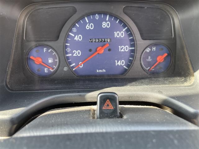 サンバートラック ＴＢ　軽トラック　５ＭＴ　２ＷＤ　ＥＴＣ　エアコン　運転席エアバッグ（12枚目）