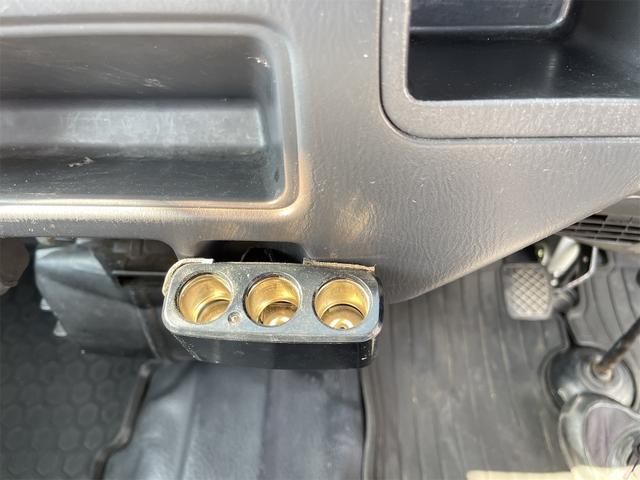 サンバートラック ＴＢ　軽トラック　５ＭＴ　２ＷＤ　ＥＴＣ　エアコン　運転席エアバッグ（18枚目）
