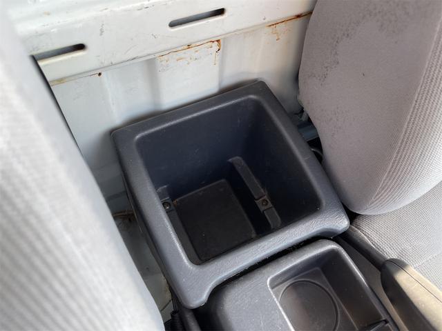 サンバートラック ＴＢ　軽トラック　５ＭＴ　２ＷＤ　ＥＴＣ　エアコン　運転席エアバッグ（25枚目）