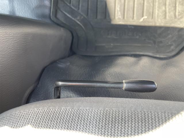 サンバートラック ＴＢ　軽トラック　５ＭＴ　２ＷＤ　ＥＴＣ　エアコン　運転席エアバッグ（30枚目）