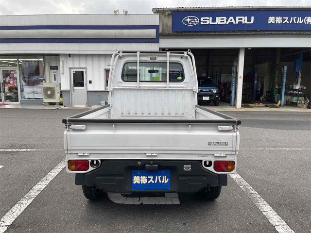 サンバートラック ＴＢ　４ＷＤ　５ＭＴ　エアコン　パワーステアリング　運転席エアバッグ（4枚目）