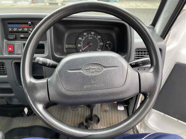 サンバートラック ＴＢ　４ＷＤ　５ＭＴ　エアコン　パワーステアリング　運転席エアバッグ（9枚目）