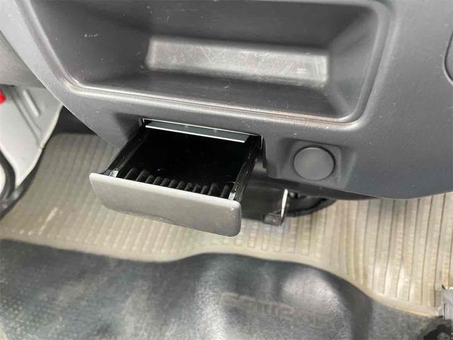 サンバートラック ＴＢ　４ＷＤ　５ＭＴ　エアコン　パワーステアリング　運転席エアバッグ（22枚目）