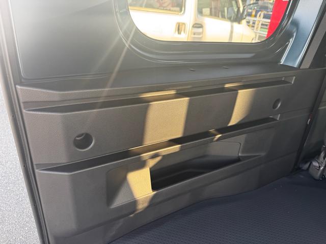 アトレー ＲＳ　Ｂｌｕｅｔｏｏｔｈ対応　ＡＴハイビーム　後カメラ　衝突軽減ブレーキシステム　コーナーソナー　車線逸脱警告　助手席エアバック　ＴＶ　スマキー　Ａストップ　ＥＳＣ　フルセグテレビ　前席パワーウィンドウ（12枚目）