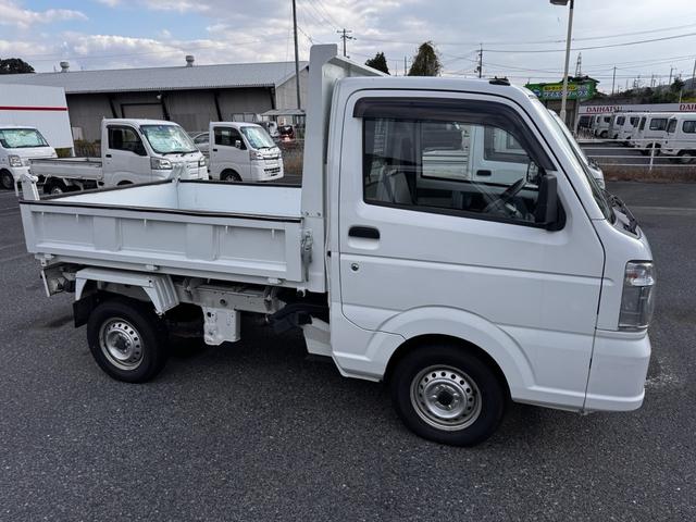 キャリイトラック 頑丈ダンプ　マニュアルエアコン　ＰＳ　４ＷＤ　ミッション　ダンプ（8枚目）