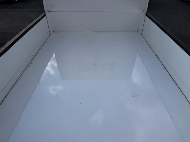 キャリイトラック 頑丈ダンプ　マニュアルエアコン　ＰＳ　４ＷＤ　ミッション　ダンプ（10枚目）