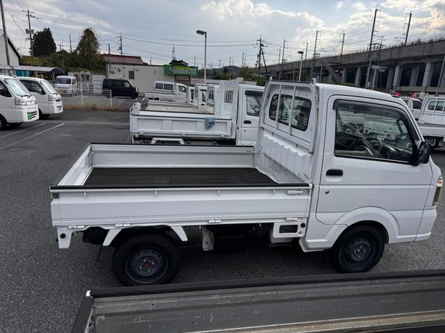 ＮＴ１００クリッパートラック ＤＸ　ＰＳ　４ＷＤ　エアコンパワステ　オートマ車（6枚目）