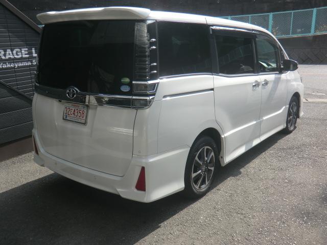 ヴォクシー ZS 煌II 衝突軽減システム トヨタ9インチDSナビ フルセグTV Bluetooth バックカメラ フリップダウンモニター TVキット ETC ドライブレコーダー 両側パワースライド スマートキー(8枚目)