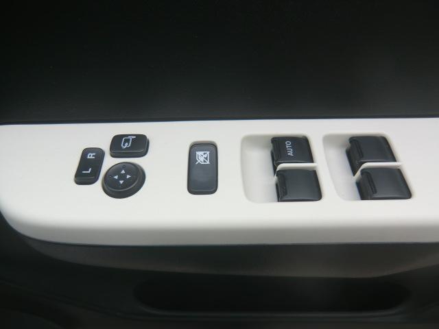 アルト Ｓ　ブレーキサポート　アイドリングストップ　ＳＤナビＴＶ　バックカメラ　ＥＴＣ　シートヒーター　プライバシーガラス　リアセンサー　キーレス（17枚目）