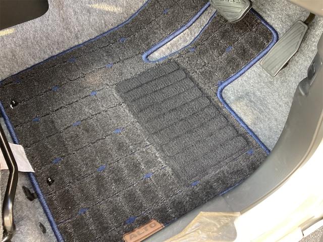 アルト Ｌ　運転席助手席エアバッグ　キーレスリモコン　シートヒータ　禁煙　セキュリティーアラームシステム　パワーステアリング　パワーウインドウ　ＡＵＴＯライト　衝突被害軽減システム　衝突安全ボディ（22枚目）