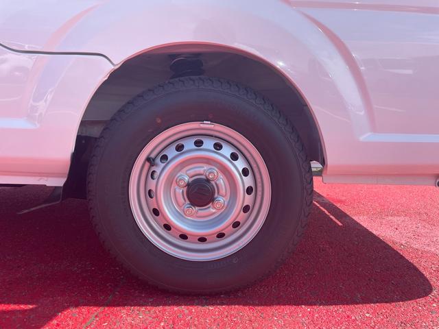 KCエアコン・パワステ 届出済未使用車・AT・4WD・オートライト・アイドリングストップ・エアコン・パワステ・三方開き・エアバッグ・ABS(14枚目)