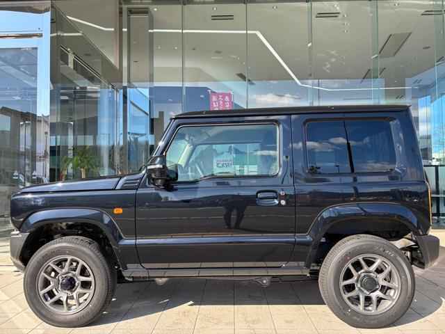 ジムニー ＸＣ　登録済届出済未使用車・セーフティーサポート・ヘッドライトウォッシャー・純正アルミホイール・ＬＥＤヘッドライト・クルーズコントロール・シートヒーター・オートエアコン・スマートキー・ダウンヒルアシスト（7枚目）