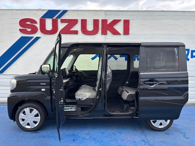 スペーシア ハイブリッドＸ　登録済届出済未使用車・セーフティーサポート・４ＷＤ・９インチフルセグナビ・全方位カメラ・ＬＥＤヘッドライト・サーキュレーター・両側電動スライド・シートヒーター・オットマン・クリアランスソナー・（7枚目）