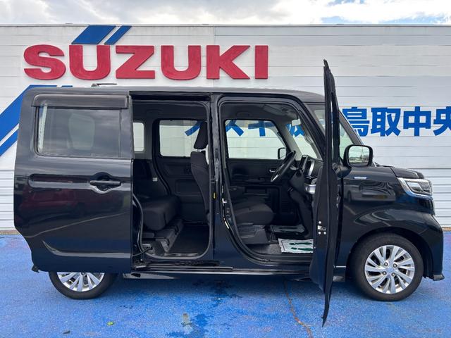 スペーシアカスタム ハイブリッドGS ワンオーナー・禁煙車・セーフティーサポート・LEDヘッドライト・LEDフォグ・電動スライドドア・純正アルミホイール・オートエアコン・オートハイビーム・クリアランスソナー・シートヒーターマット・バイザー(9枚目)