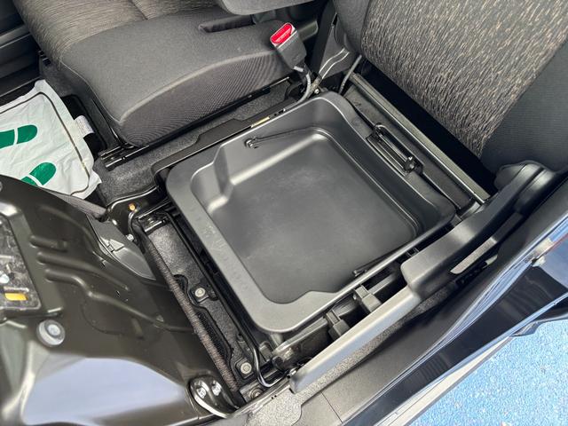 スペーシアカスタム ハイブリッドGS ワンオーナー・禁煙車・セーフティーサポート・LEDヘッドライト・LEDフォグ・電動スライドドア・純正アルミホイール・オートエアコン・オートハイビーム・クリアランスソナー・シートヒーターマット・バイザー(27枚目)