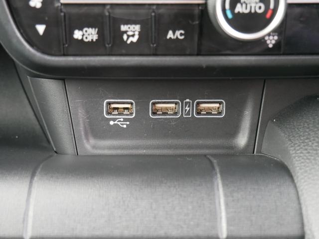 �y�R�l�N�^�z�t�r�a�[�d�p�[�q��������Ă��܂��B