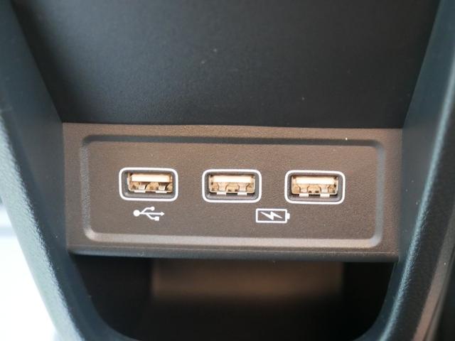 �y�R�l�N�^�z�t�r�a�[�d�p�[�q��������Ă��܂��B