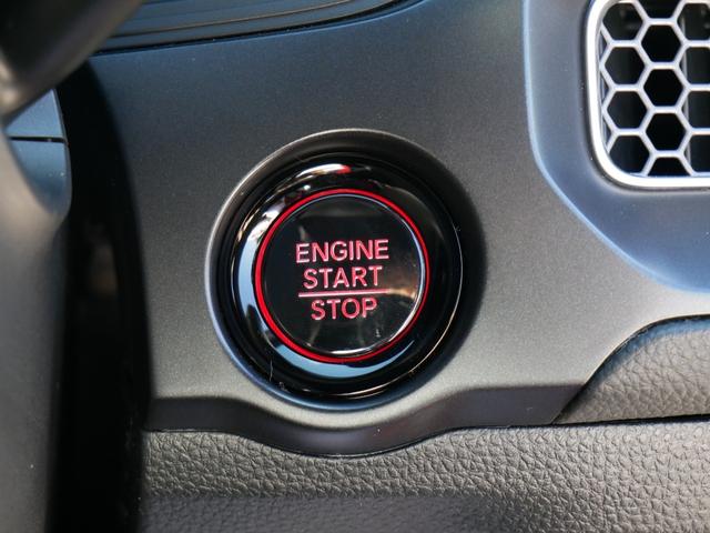 �y�v�b�V���X�^�[�g�{�^���z�J�M���������ނ��ƂȂ��{�^�����������ƂŃG���W���X�^�[�g���ł��܂��B