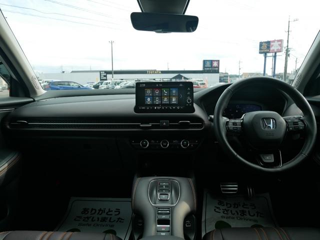 ＺＲ－Ｖ ｅ：ＨＥＶＺ　Ｈｏｎｄａ認定中古車　ナビ　Ｂｌｕｅｔｏｏｔｈｅ　マルチビューカメラ　運転席＆助手席シートヒーター　ステアリングヒーター　ＥＴＣ　全ドアパワーウィンドウ　フロアマット　パワーテールゲート（5枚目）
