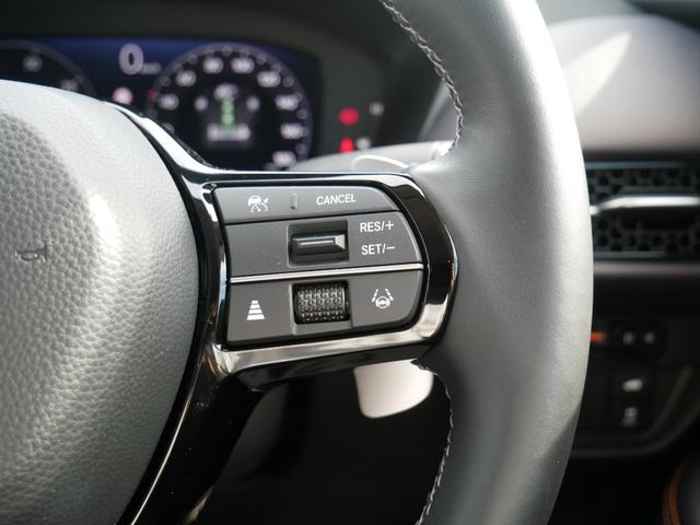 ＺＲ－Ｖ ｅ：ＨＥＶＺ　Ｈｏｎｄａ認定中古車　ナビ　Ｂｌｕｅｔｏｏｔｈｅ　マルチビューカメラ　運転席＆助手席シートヒーター　ステアリングヒーター　ＥＴＣ　全ドアパワーウィンドウ　フロアマット　パワーテールゲート（12枚目）