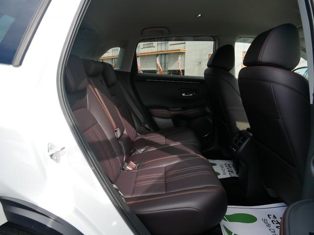 ＺＲ－Ｖ ｅ：ＨＥＶＺ　Ｈｏｎｄａ認定中古車　ナビ　Ｂｌｕｅｔｏｏｔｈｅ　マルチビューカメラ　運転席＆助手席シートヒーター　ステアリングヒーター　ＥＴＣ　全ドアパワーウィンドウ　フロアマット　パワーテールゲート（31枚目）