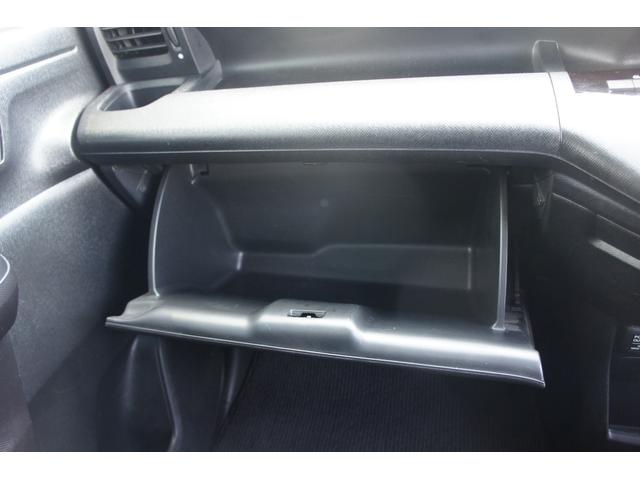 Z CD DVD ラジオ TV ナビ スマートキー ETC エアコン パワーステアリング パワーウィンドウ 運転席エアバッグ 助手席エアバッグ 盗難防止システム 衝突安全ボディ 修復歴有り(36枚目)