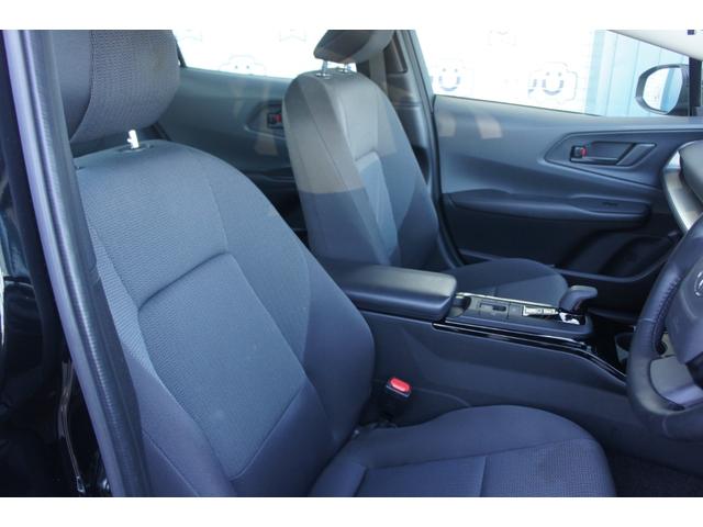 プリウス Ｕ　Ｂｌｕｅｔｏｏｔｈ　ラジオ　ＴＶ　ナビ　ＵＳＢ　ＥＴＣ　エアコン　パワーステアリング　パワーウィンドウ　運転席エアバッグ　助手席エアバッグ　ＡＢＳ　ＥＳＣ　スマートキー　盗難防止システム　修復歴無し（11枚目）