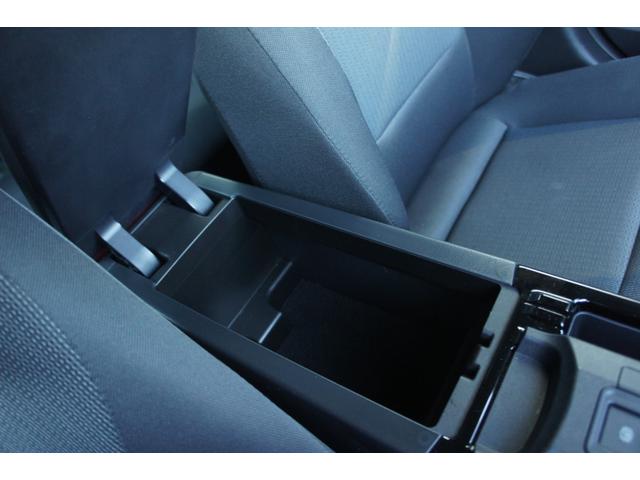 プリウス Ｕ　Ｂｌｕｅｔｏｏｔｈ　ラジオ　ＴＶ　ナビ　ＵＳＢ　ＥＴＣ　エアコン　パワーステアリング　パワーウィンドウ　運転席エアバッグ　助手席エアバッグ　ＡＢＳ　ＥＳＣ　スマートキー　盗難防止システム　修復歴無し（30枚目）