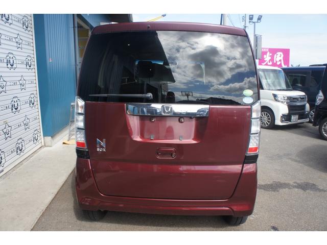 Ｎ－ＢＯＸ Ｇ　ＳＳパッケージ　ＣＤ　ＤＶＤ　ＴＶ　ナビ　エアコン　パワーステアリング　パワーウィンドウ　運転席エアバッグ　助手席エアバッグ　ＡＢＳ　ＥＳＣ　スマートキー　盗難防止システム　衝突安全ボディ　ベンチシート　修復歴無し（4枚目）