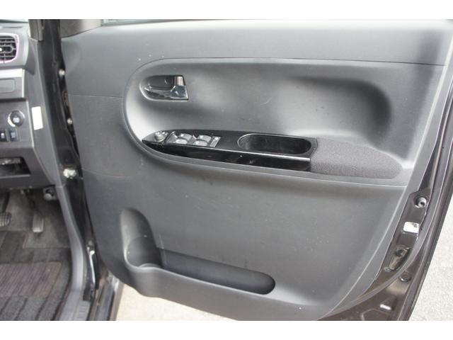 タント カスタムＸ　ＳＡ　Ｂｌｕｅｔｏｏｔｈ　ＣＤ　ＤＶＤ　ＴＶ　ラジオ　ナビ　ＥＴＣ　エアコン　パワーステアリング　パワーウィンドウ　運転席エアバッグ　助手席エアバッグ　ＡＢＳ　盗難防止システム　衝突安全ボディ　修復歴無し（12枚目）