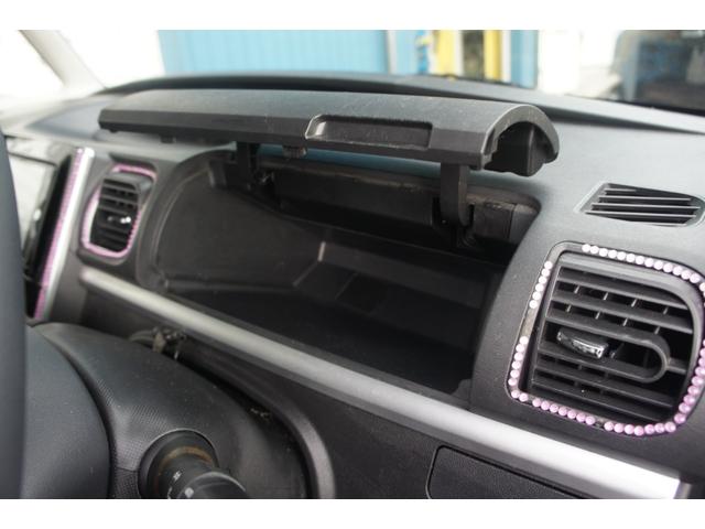 タント カスタムＸ　ＳＡ　Ｂｌｕｅｔｏｏｔｈ　ＣＤ　ＤＶＤ　ＴＶ　ラジオ　ナビ　ＥＴＣ　エアコン　パワーステアリング　パワーウィンドウ　運転席エアバッグ　助手席エアバッグ　ＡＢＳ　盗難防止システム　衝突安全ボディ　修復歴無し（16枚目）